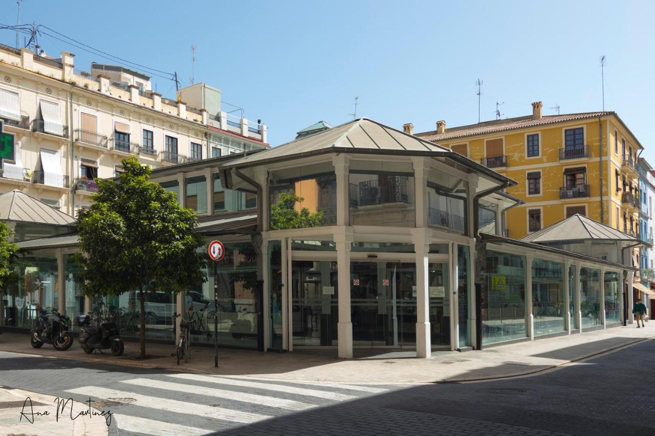LUMINOSO. COMODO. ACOGEDOR. WIFI. Junto a AVE Valenza Esterno foto