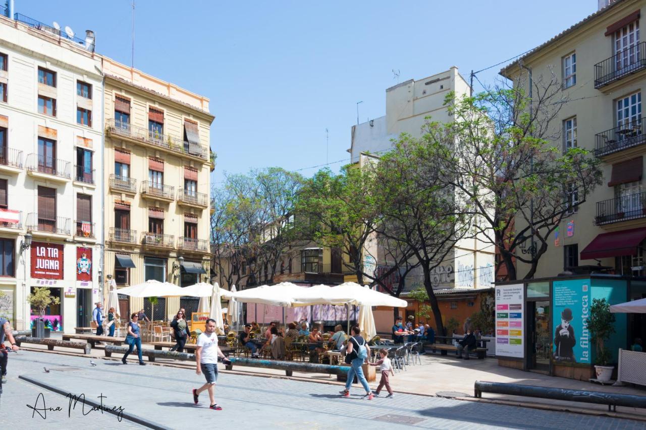 LUMINOSO. COMODO. ACOGEDOR. WIFI. Junto a AVE Valenza Esterno foto