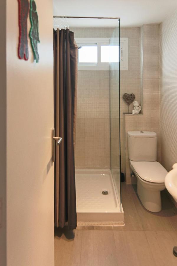 LUMINOSO. COMODO. ACOGEDOR. WIFI. Junto a AVE Valenza Esterno foto