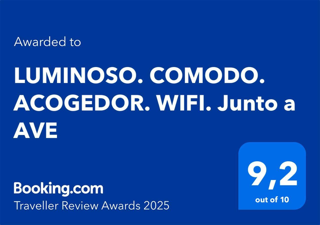 LUMINOSO. COMODO. ACOGEDOR. WIFI. Junto a AVE Valenza Esterno foto